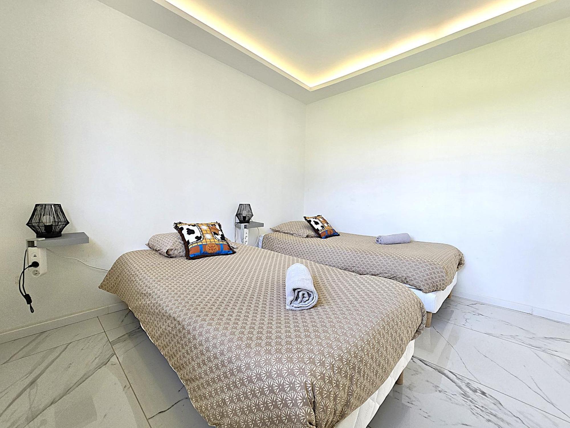Maison Sapiac - 4Pers - 2 Chambres - 3 Lits - Clim Reversible - Terrasse Ombragee Et Grand Jardin - Piscine Saison Estivale Montauban Eksteriør billede
